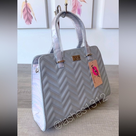 BETSEY JOHNSON Bag Naomi Quilted Satchel - Blue Chevron LBNAOMI - Picture 4 of 8